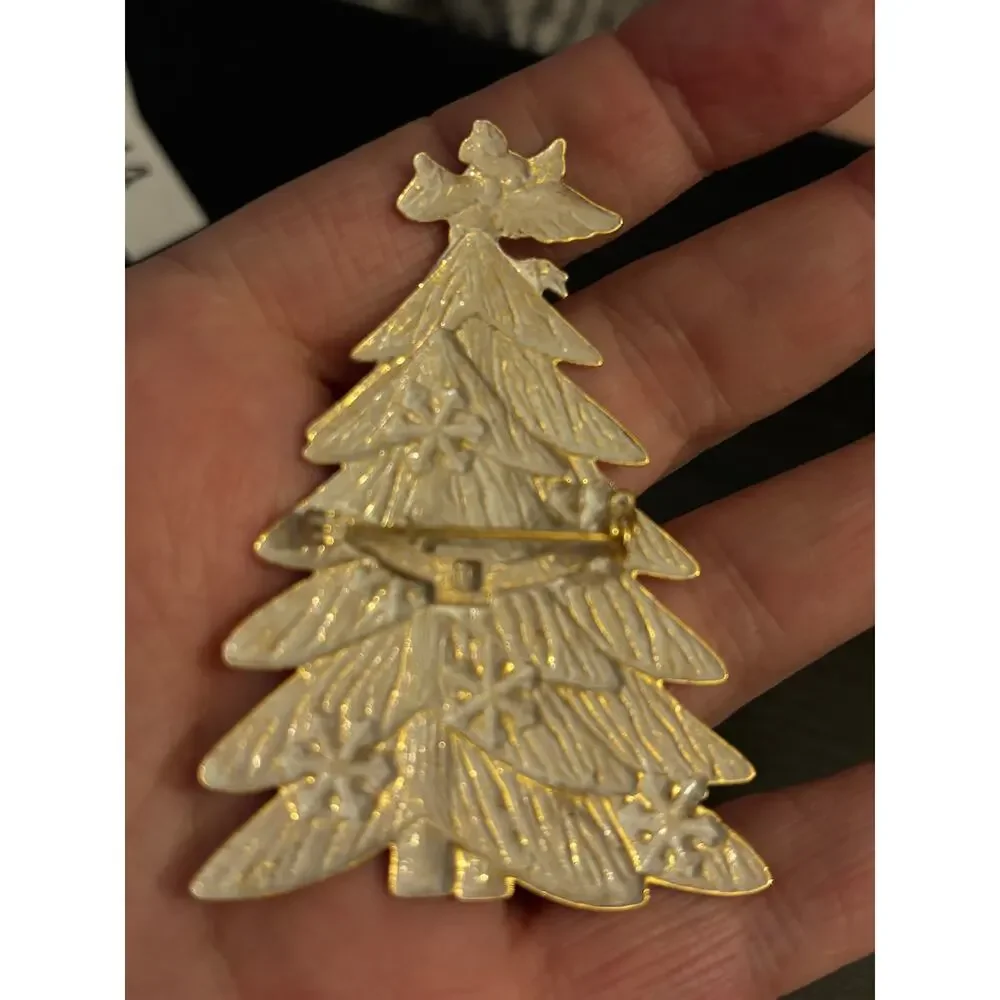 Vintage Style Gold Christmas Tree Brooch Angel Topper Pin